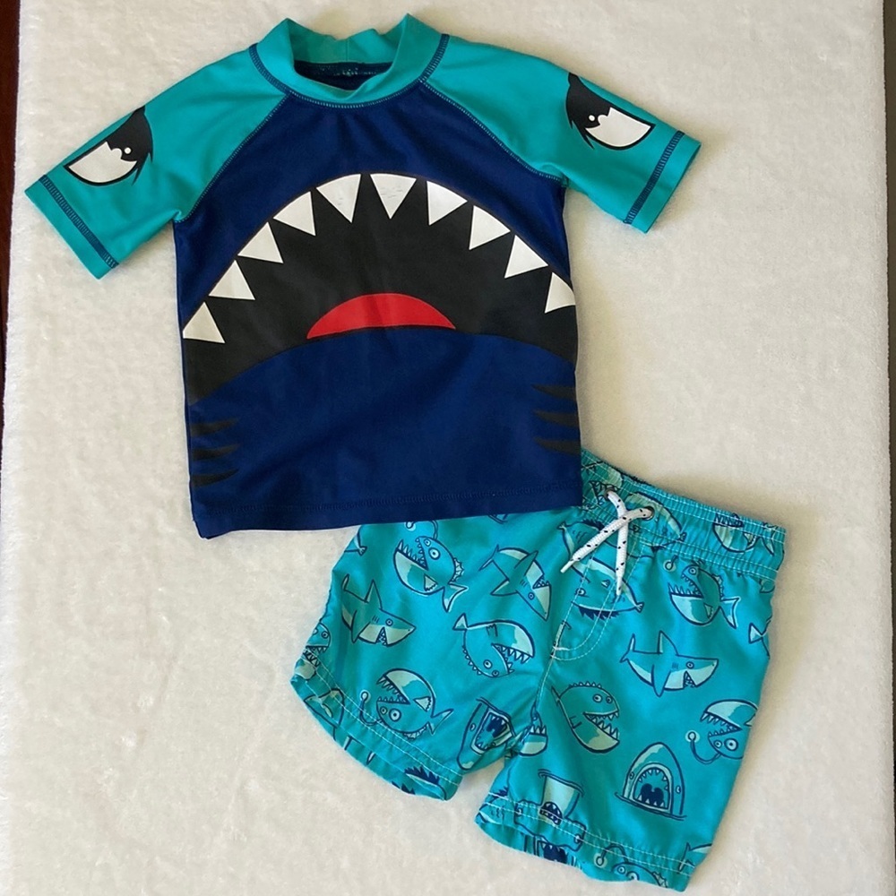 Carter’s Toddler Boys Swim Trunk and Rash Guard Set Size 2T